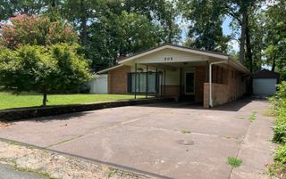 505 Thomas Drive, Rossville, GA 30741