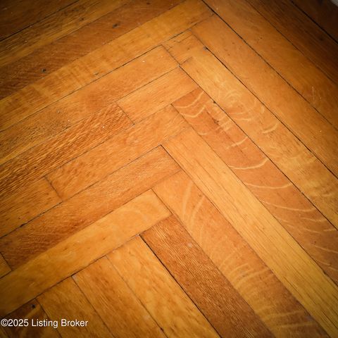 5815 S Main St, Eminence, KY 40019