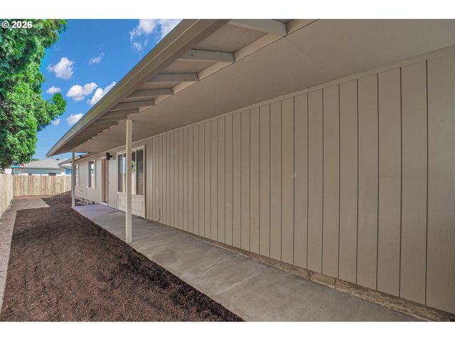 6614 Se 93RD Ave, Portland, OR 97266