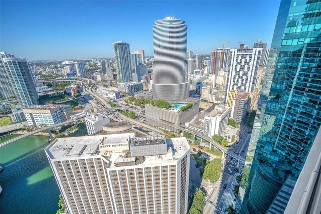 200 Biscayne Boulevard Way 4202, Miami, FL 33131
