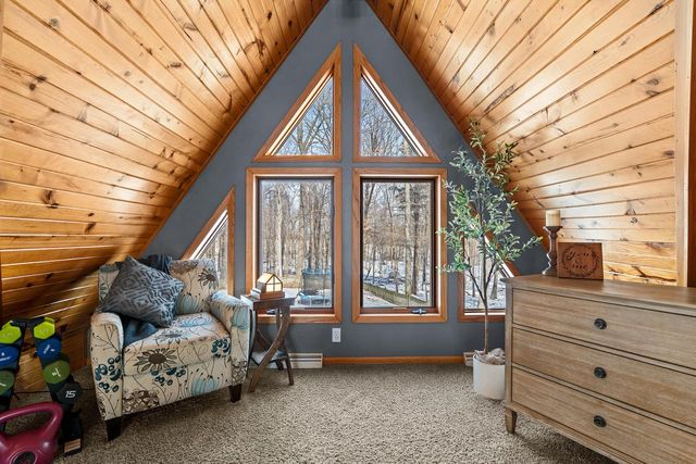 12395 Whitetail PARKWAY, Manitowoc, WI 54220