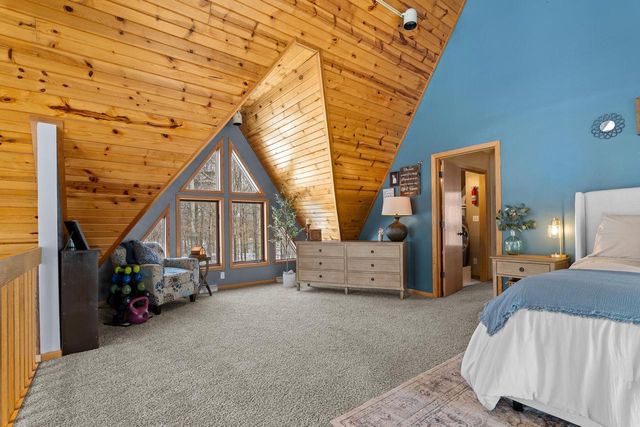 12395 Whitetail PARKWAY, Manitowoc, WI 54220