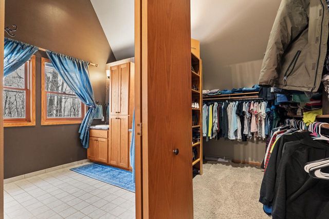 12395 Whitetail PARKWAY, Manitowoc, WI 54220