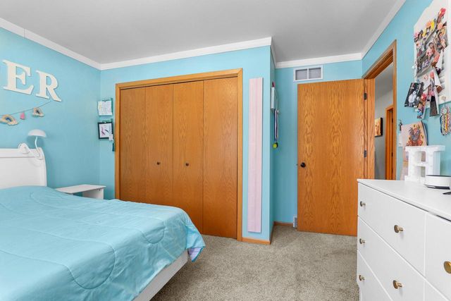 12395 Whitetail PARKWAY, Manitowoc, WI 54220