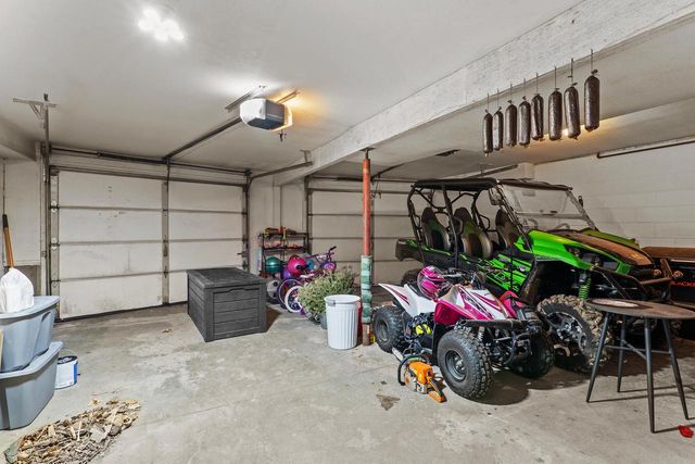 12395 Whitetail PARKWAY, Manitowoc, WI 54220