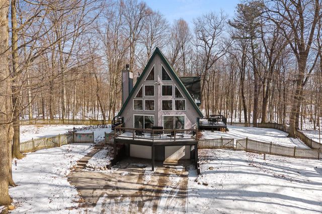 12395 Whitetail PARKWAY, Manitowoc, WI 54220