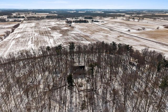 12395 Whitetail PARKWAY, Manitowoc, WI 54220