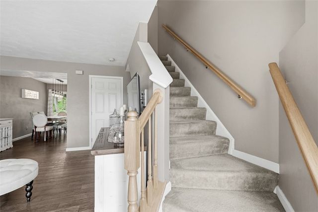 1002 Pinoak Ct, Chalfant Boro, PA 15112