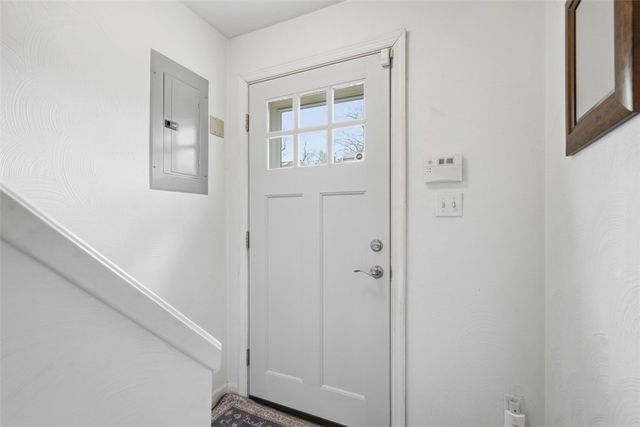 1002 Pinoak Ct, Chalfant Boro, PA 15112