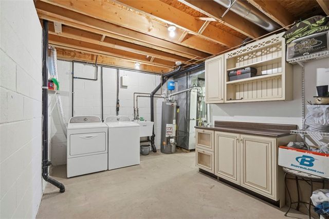 1002 Pinoak Ct, Chalfant Boro, PA 15112