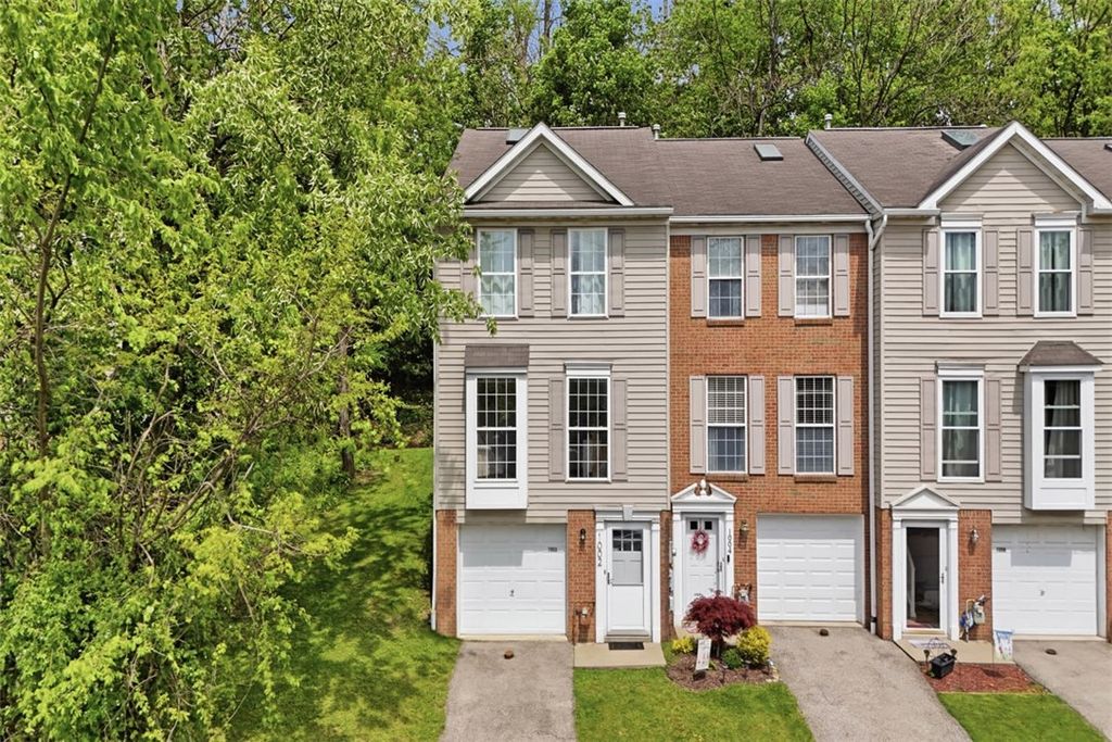 1002 Pinoak Ct, Chalfant Boro, PA 15112