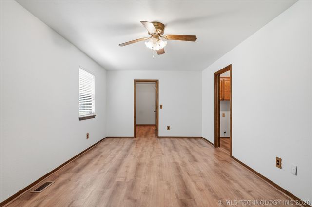 315 W 40th Street, Sand Springs, OK 74063