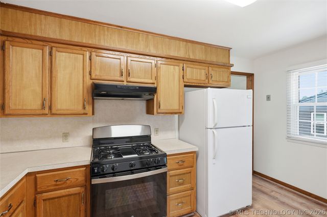 315 W 40th Street, Sand Springs, OK 74063