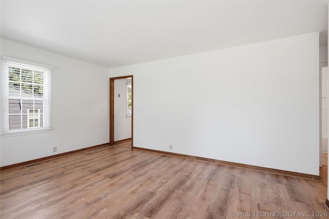 315 W 40th Street, Sand Springs, OK 74063