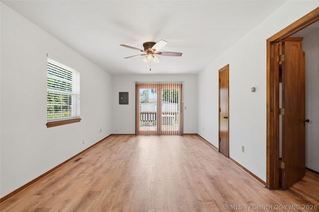 315 W 40th Street, Sand Springs, OK 74063