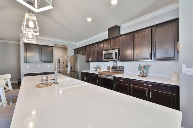 10604 ALDO MORO DRIVE, Wimauma, FL 33598