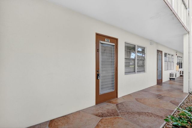 52 Mansfield B B, Boca Raton, FL 33434