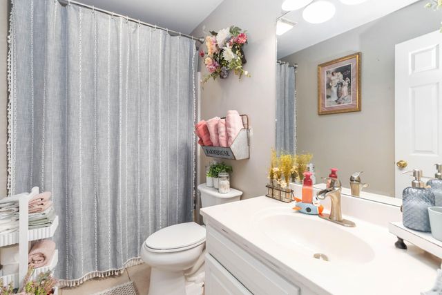 189 Thoroughbred Way, Berea, KY 40403