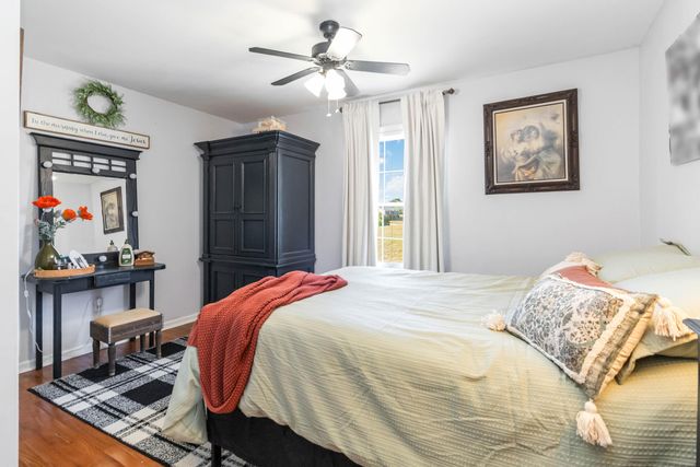 189 Thoroughbred Way, Berea, KY 40403