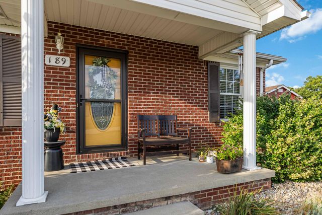 189 Thoroughbred Way, Berea, KY 40403