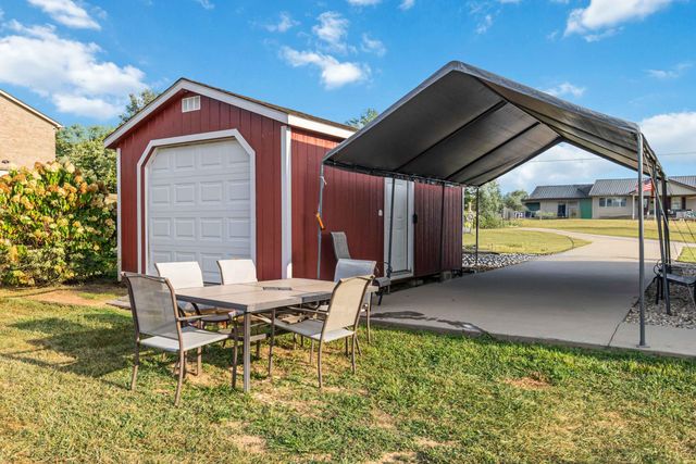 189 Thoroughbred Way, Berea, KY 40403