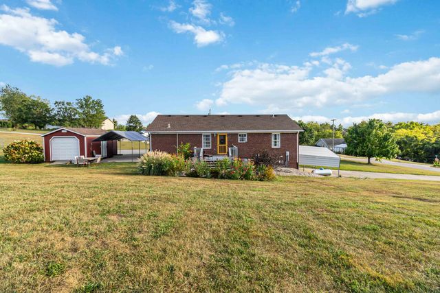 189 Thoroughbred Way, Berea, KY 40403