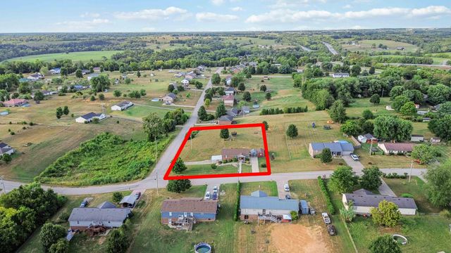 189 Thoroughbred Way, Berea, KY 40403