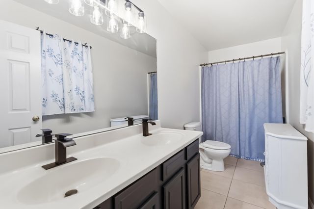 189 Thoroughbred Way, Berea, KY 40403