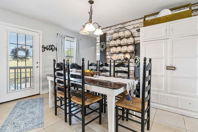 189 Thoroughbred Way, Berea, KY 40403