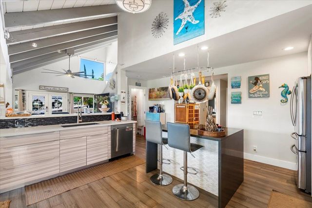 2861 Liholani St, Makawao, HI 96768