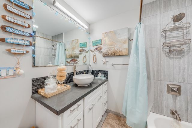 2861 Liholani St, Makawao, HI 96768