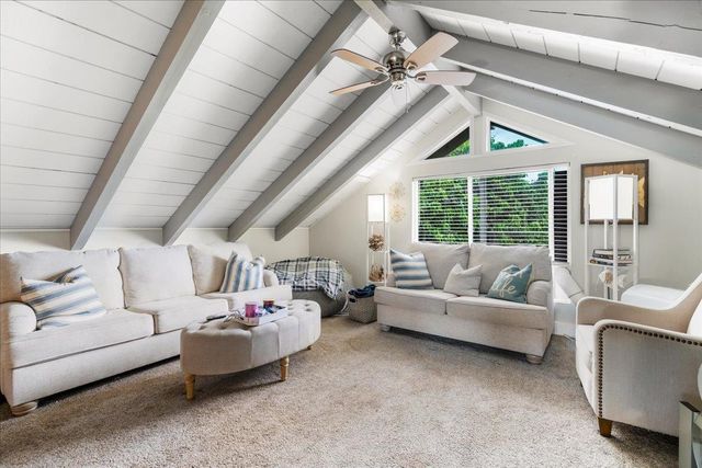 2861 Liholani St, Makawao, HI 96768