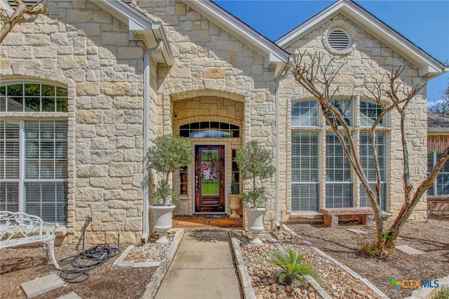 200 Carriage House Road, Salado, TX 76571