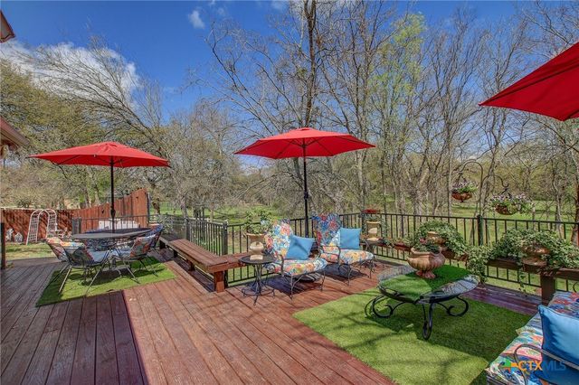 200 Carriage House Road, Salado, TX 76571