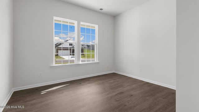 828 Fernwind Circle, Aberdeen, NC 28315