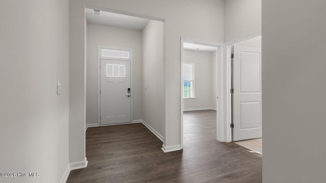 828 Fernwind Circle, Aberdeen, NC 28315