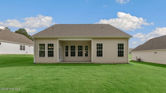 828 Fernwind Circle, Aberdeen, NC 28315