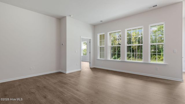 828 Fernwind Circle, Aberdeen, NC 28315