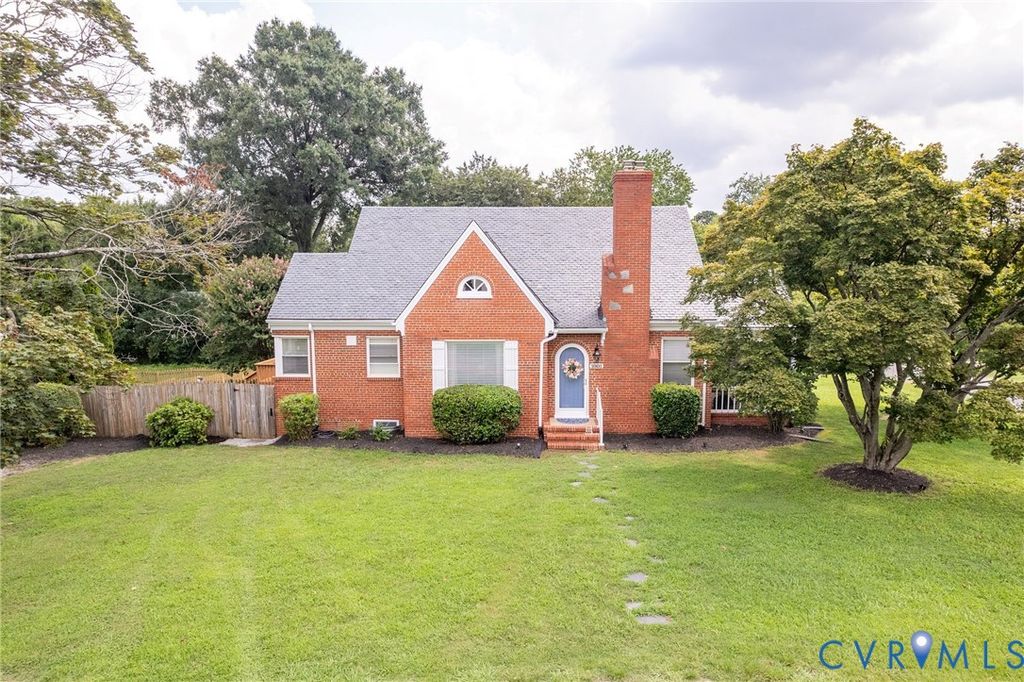 1001 Leicester Rd, Richmond, VA 23225