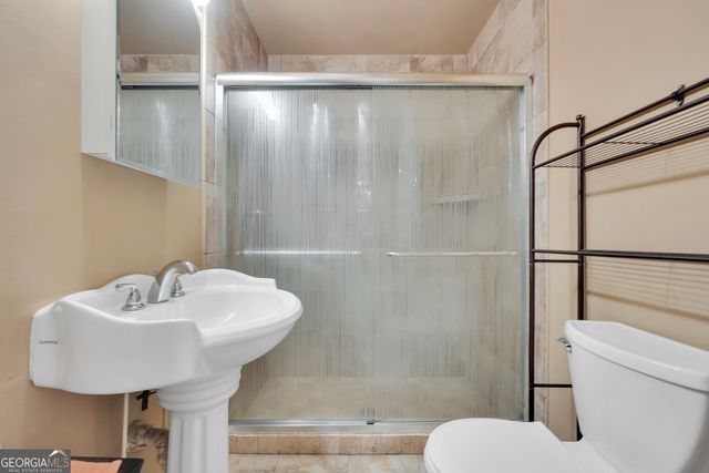 1806 McCollum Road SW, Conyers, GA 30094