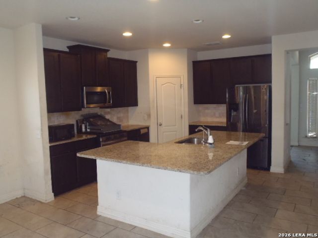 5009 ARROW RDG, Marion, TX 78124