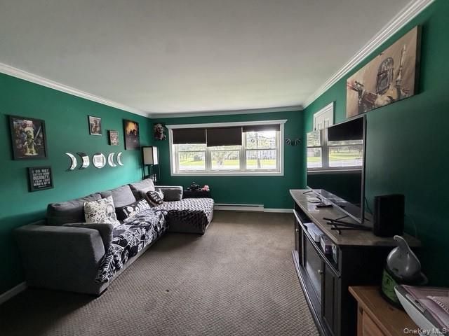 100 Connetquot Ave 36, East Islip, NY 11730