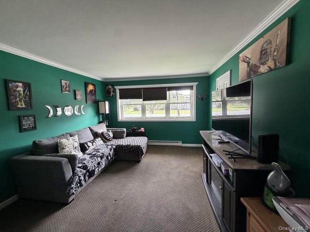 100 Connetquot Ave 36, East Islip, NY 11730 — photo 5