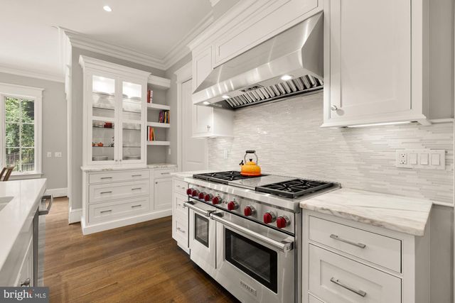 6617 LYBROOK CT, Bethesda, MD 20817