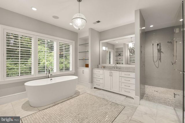 6617 LYBROOK CT, Bethesda, MD 20817