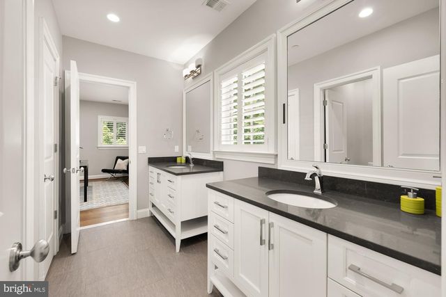 6617 LYBROOK CT, Bethesda, MD 20817