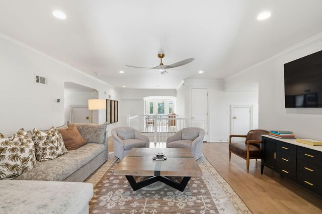 801 Harbour Watch Court, Mount Pleasant, SC 29464