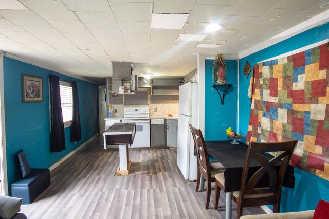 133 Horseshoe DR, Bastrop, TX 78602