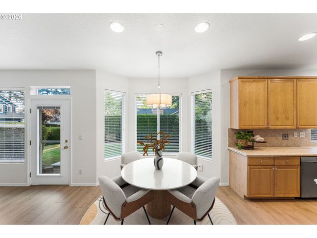 807 Se 197TH Ave, Camas, WA 98607