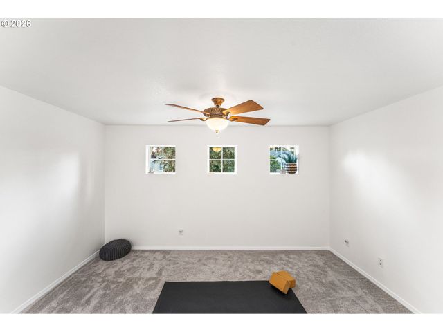 807 Se 197TH Ave, Camas, WA 98607